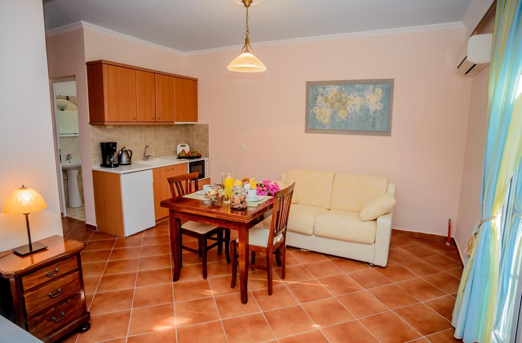 Casa Di Luna Lourdata  Ruang foto