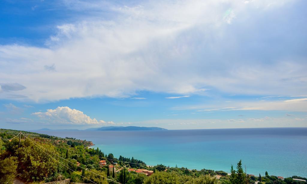 Casa Di Luna Lourdata  Ruang foto