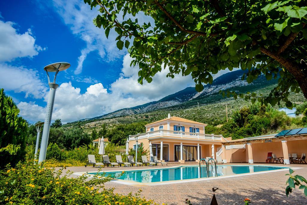 Casa Di Luna Lourdata  Bagian luar foto